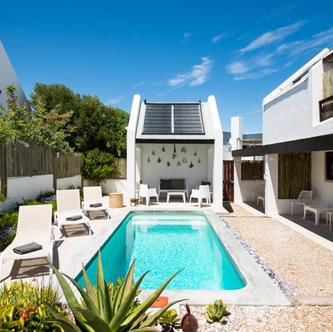 home-pool-view